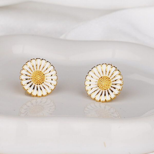 Marguerit ørestikker forgyldt Ørestikker Ø15 Mm